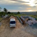 Sonnenuntergang auf der Baustelle